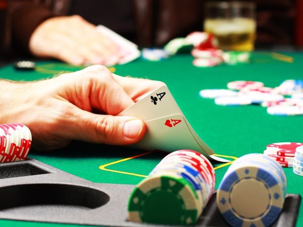 Keeping Online Casino Sites Honest